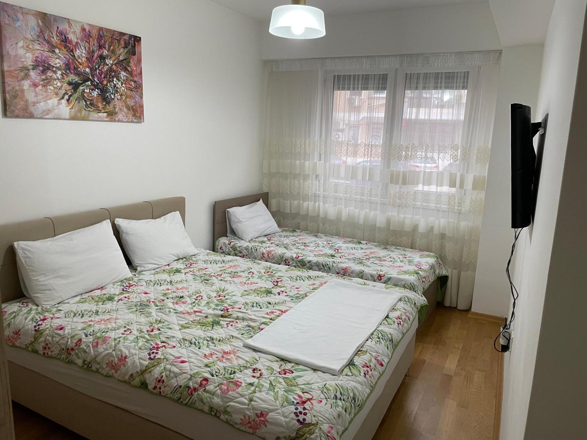 Tuse Lux Apartments Скоп'є Екстер'єр фото