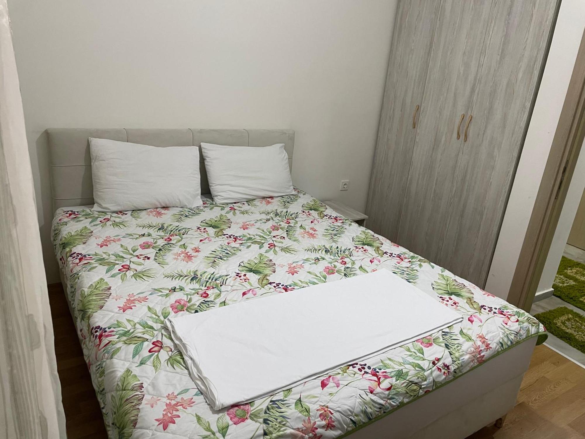 Tuse Lux Apartments Скоп'є Екстер'єр фото